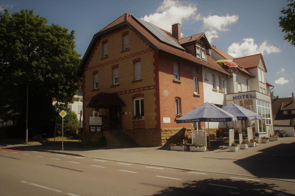 Hotel Zur Eisenbahn Renningen Bagian luar foto